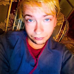 Meet your Posher, Christopher